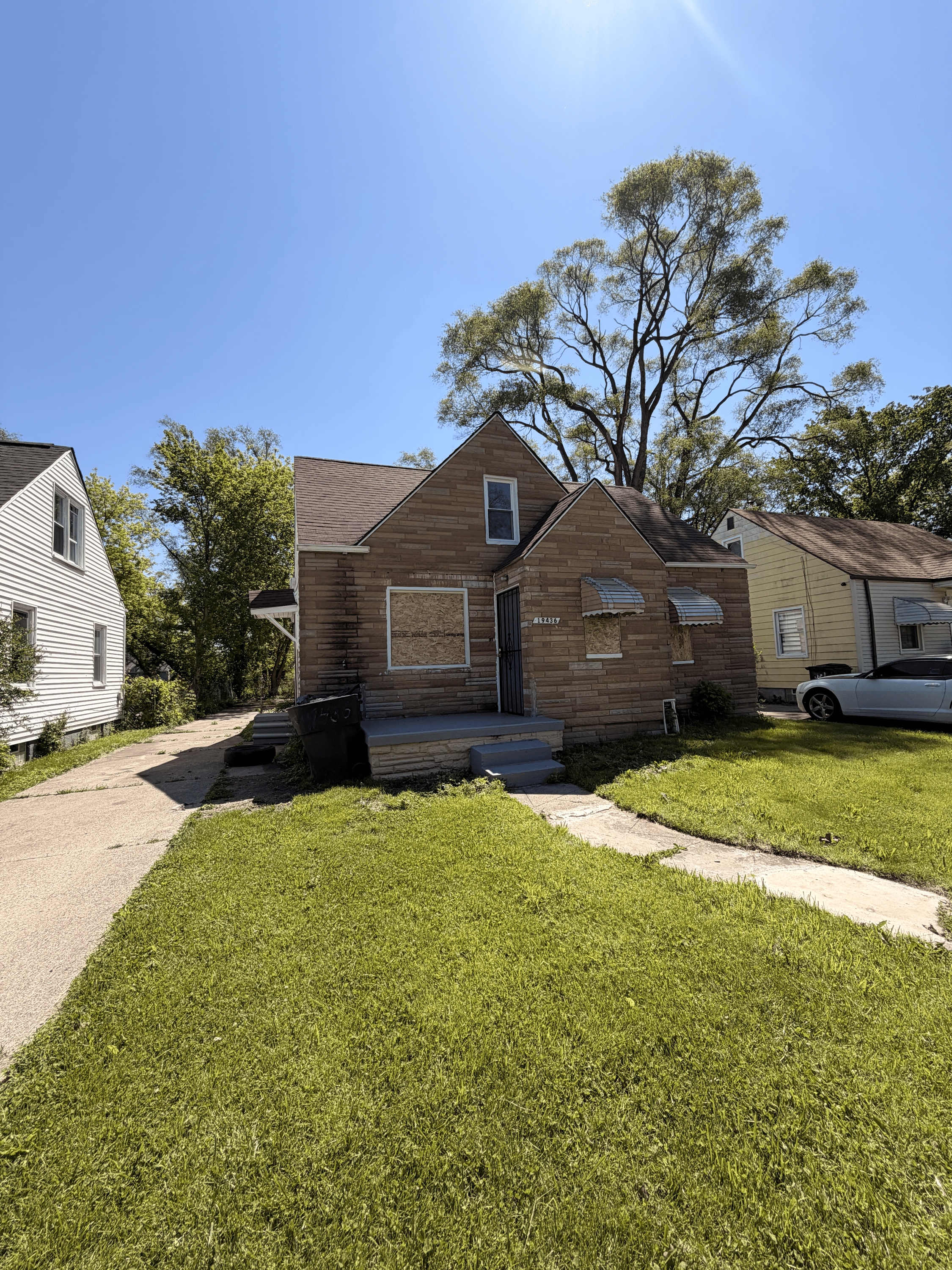 Property main image