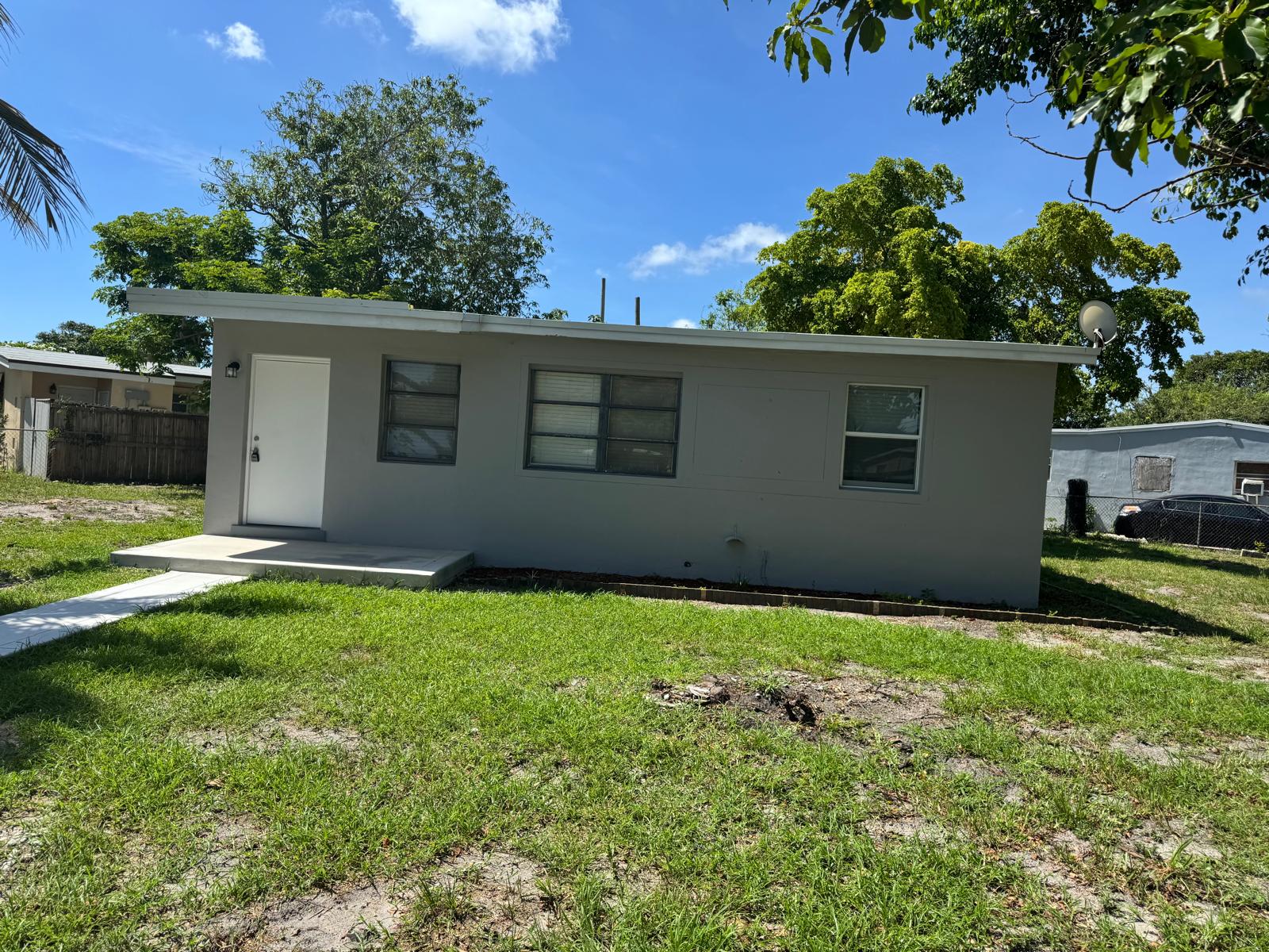 4550 SW 36 St