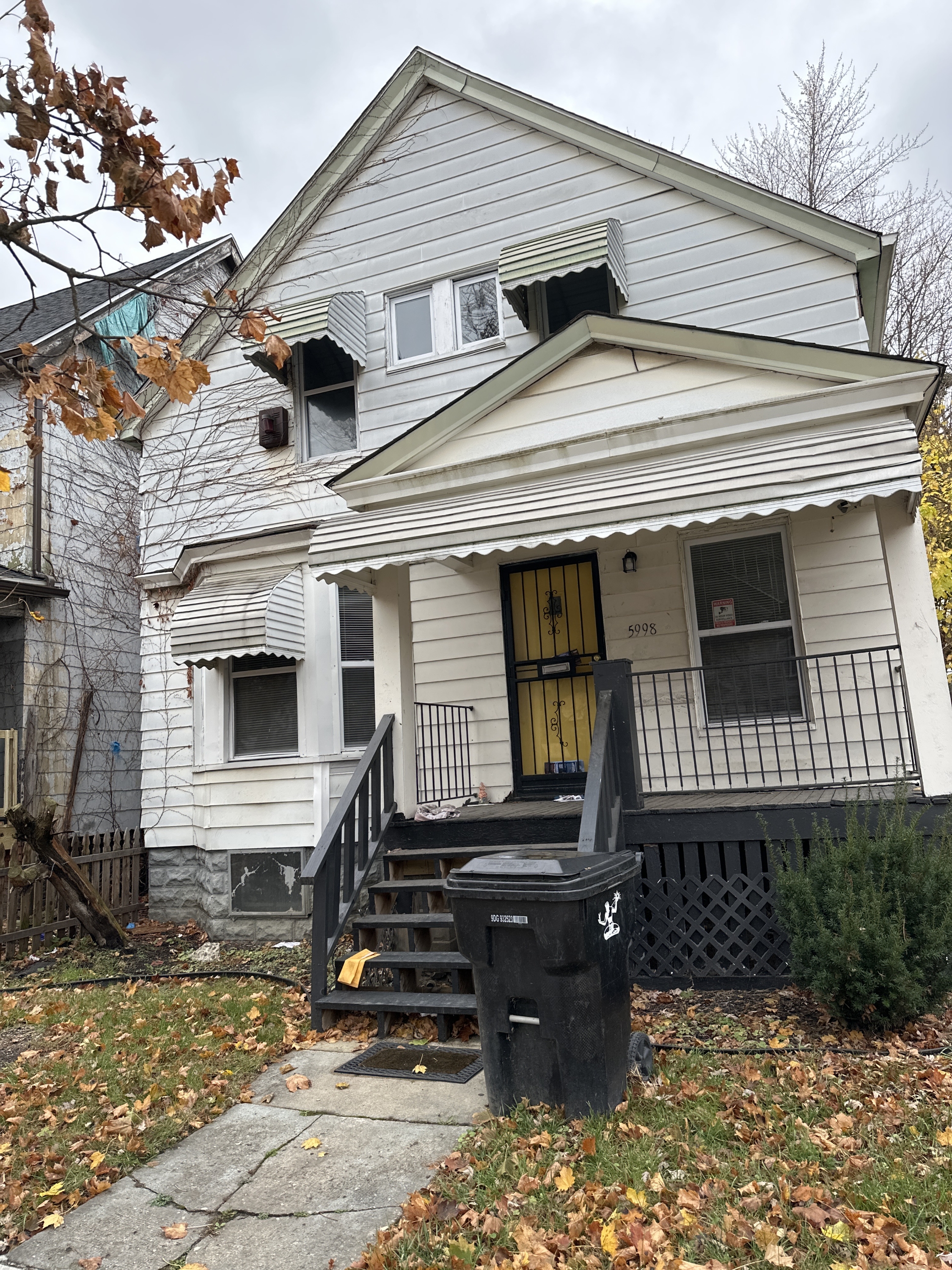 5998 Seminole Street